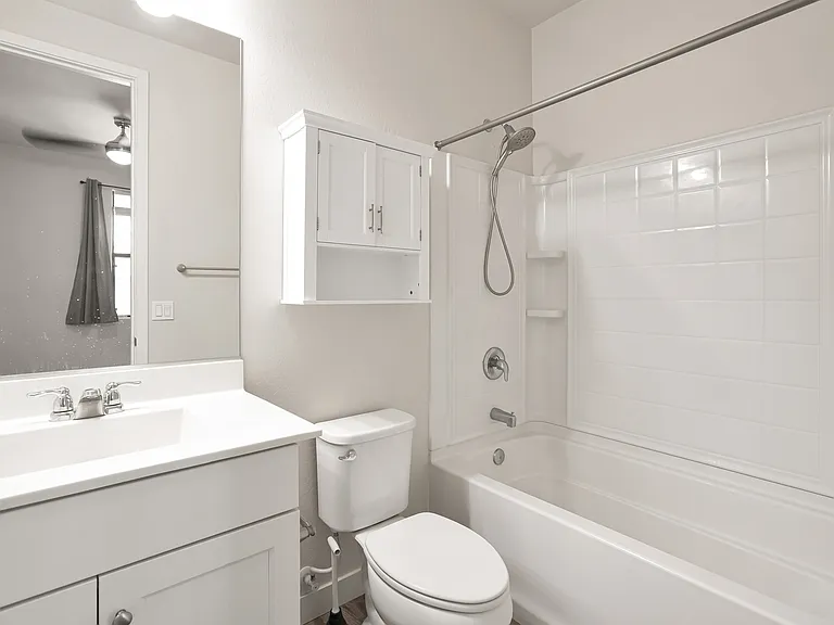 4235 N 26th St #13 — Photo 10