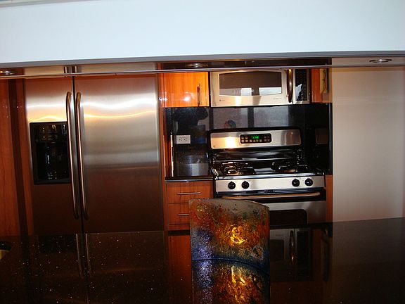 4th image of 422 E 72nd St APT 25B