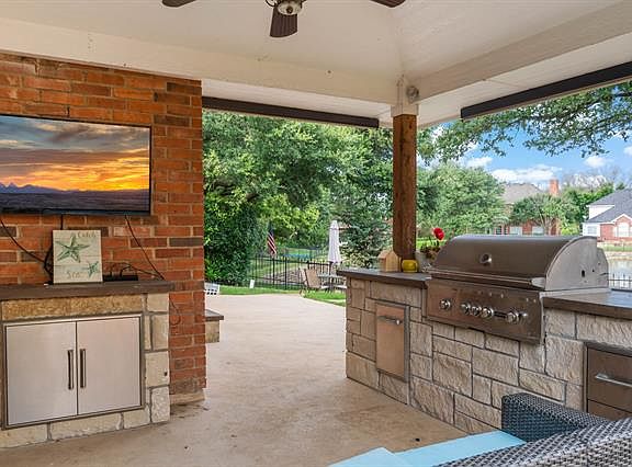 4th image of 204 Spyglass Dr