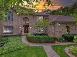 1315 Keim Trl, St Charles, IL 60174