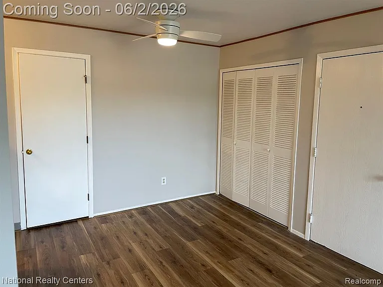 8719 Meadowbrook Dr — Photo 4