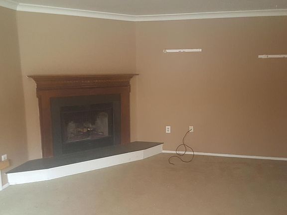 2nd image of 31 Wood Acres Dr