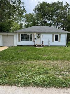 2607 S Carolina St, Louisiana, MO, 63353