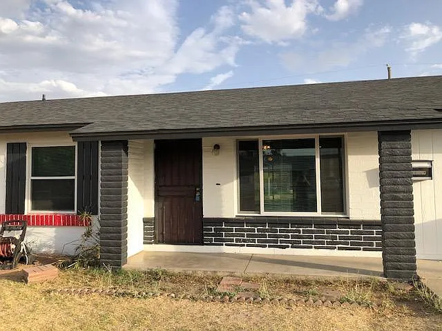 1449 W 7th Dr — Photo 4