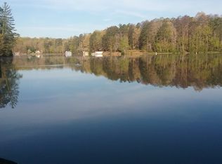 520 Lisa Ln, Mountain Rest, SC 29664