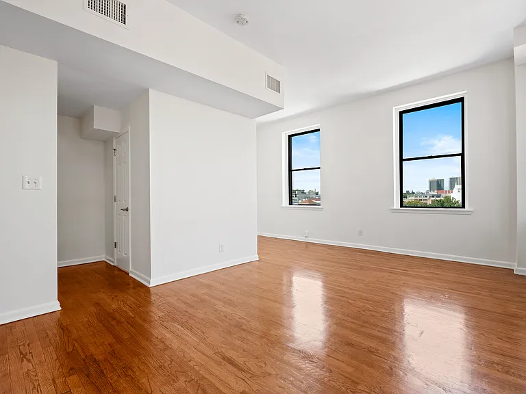 186 Wayne St #425D — Photo 10