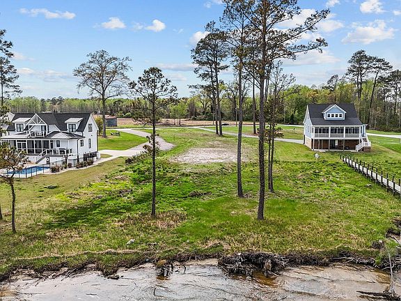 2nd image of 93 Brookshire Drive
