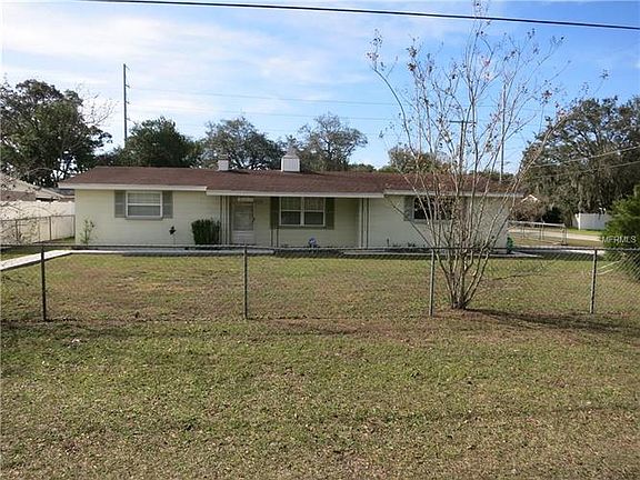 2nd image of 9414 Oakleaf Ave