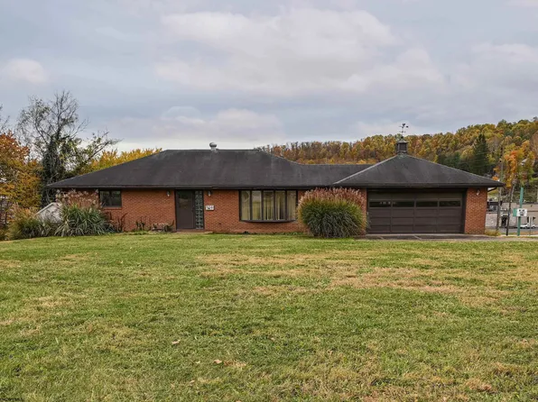 100 Goodwin Ct, Nutter Fort, WV 26301