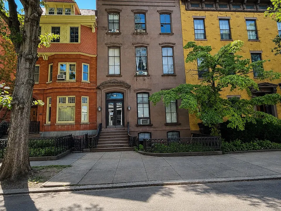 167 2nd St #1