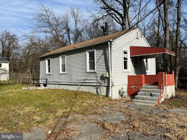 5918 Burgundy St, Capitol Heights, MD 20743
