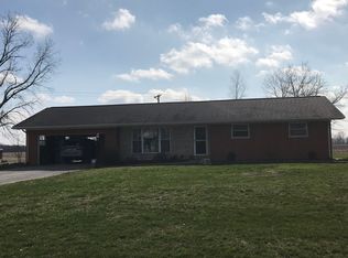 520 Urbanna Dr, Freeburg, IL 62243