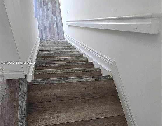 5th image of 3152 SW 49th St #126