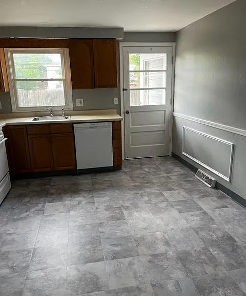 112 Pheasant Run Rd #LEFT — Photo 13