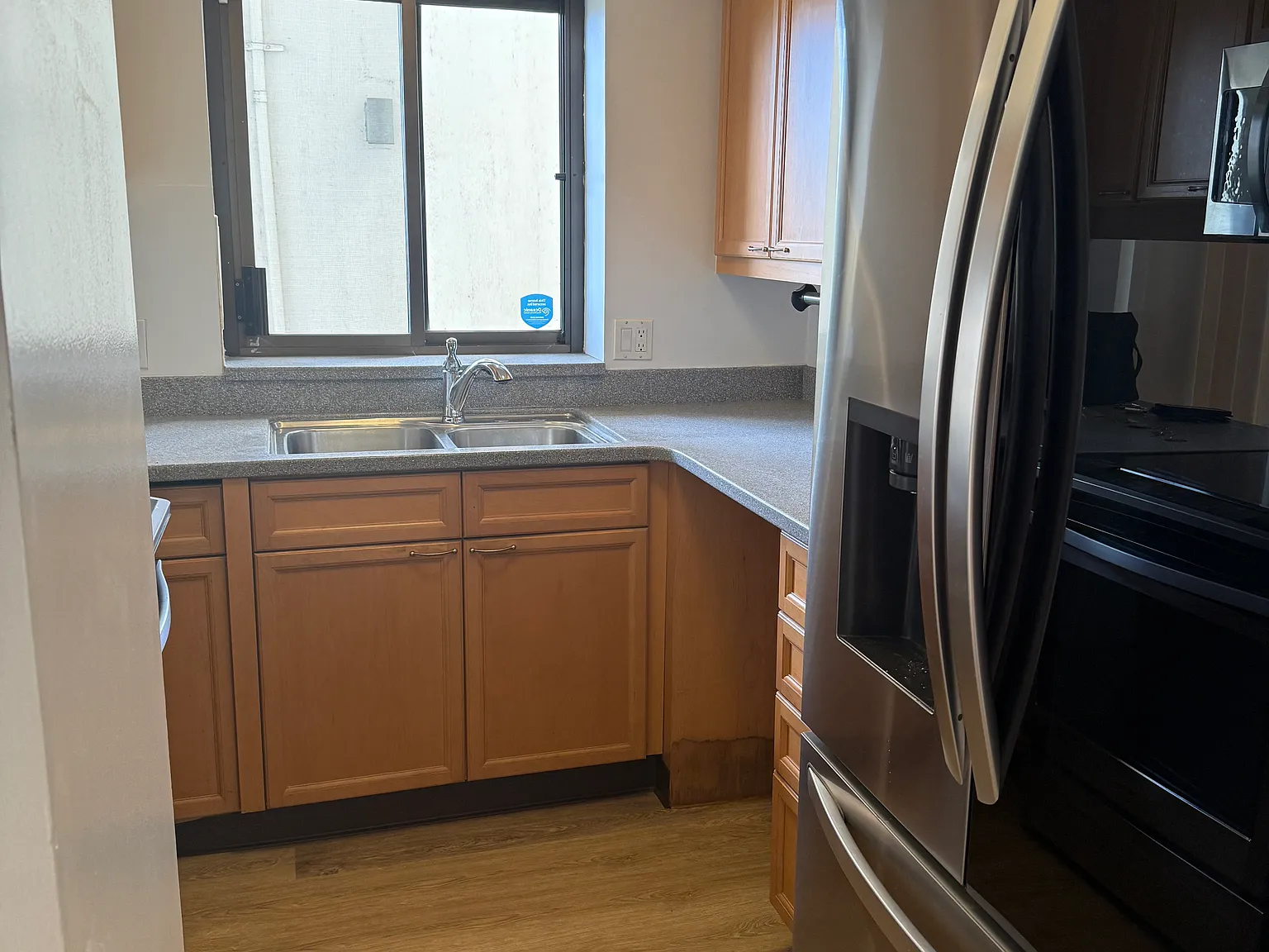 3 bed, 1316 sqft, $4,500 — Photo 3