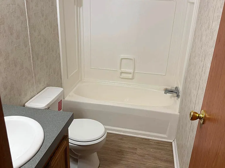 120 Shady Dr — Photo 12