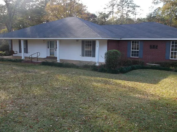1029 Woodland Ln, Summit, MS 39666