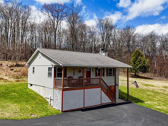 4th image of 1029 Spring Brook Estates Road