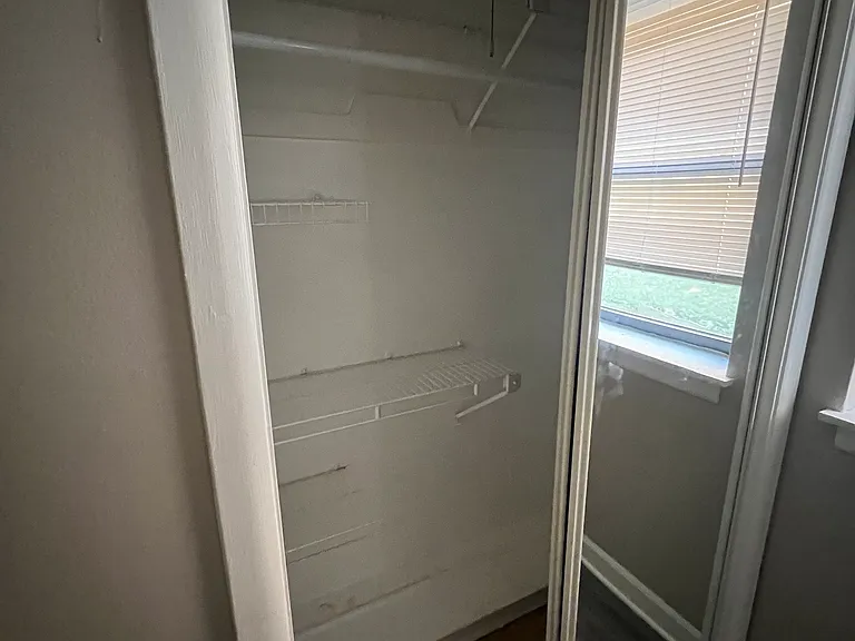 5718 N Mozart St — Photo 21