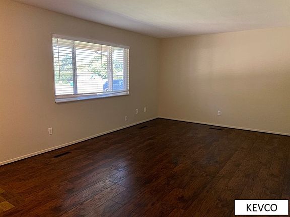 2nd image of 1616 Palm Dr