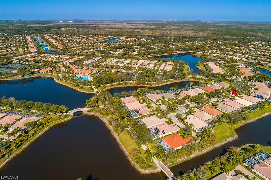 4 bed, 3.0 bath, 2518 sqft, $4,200 — Photo 4
