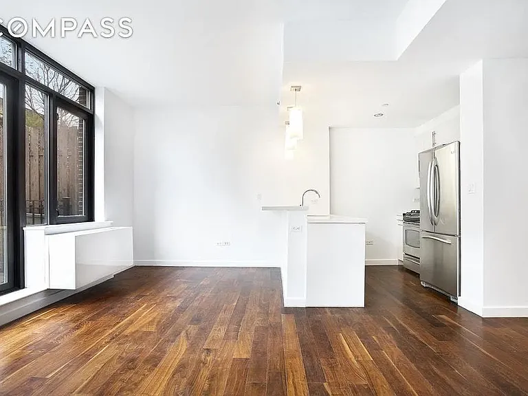 125 N 5th St #1B — Photo 1