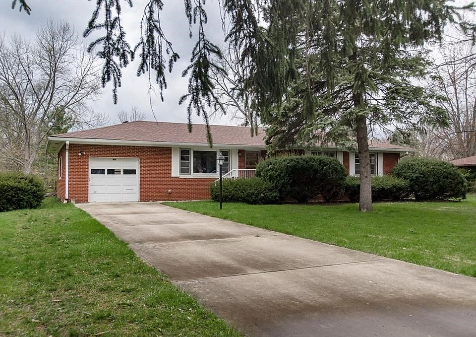1st image of 248 Kirk Dr E