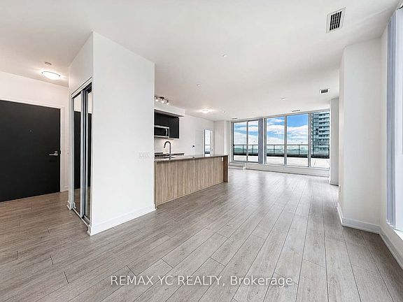 2nd image of 5858 Yonge St #1022
