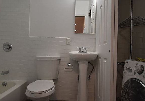 4th image of 319 E 9th St APT 1
