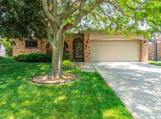 47798 Chrys Rd, Macomb, MI 48044