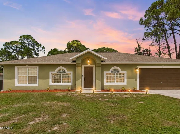 583 Edison St SE, Palm Bay, FL 32909