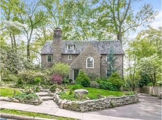 8366 Glen Rd, Elkins Park, PA 19027