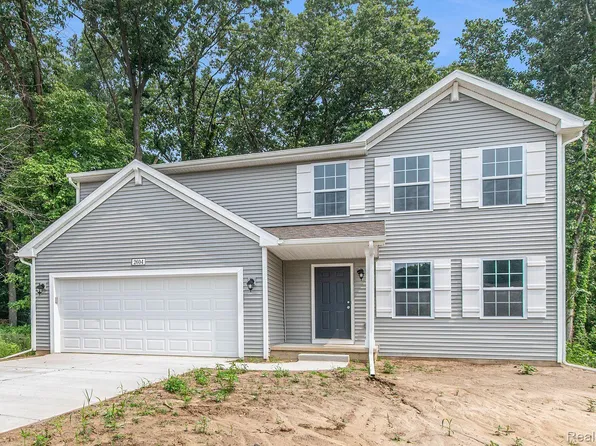2604 Woodridge Dr, Adrian, MI 49221