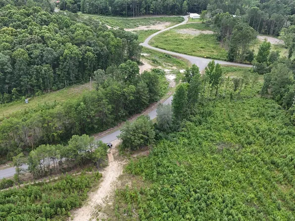 5 County Road 921, Gaylesville, AL 35973