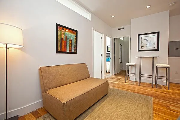 Rented by Platinum Properties | media 9