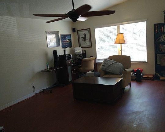 2nd image of 15455 Glenoaks Blvd Space 484