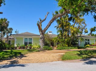 611 Date Palm Rd, Vero Beach, FL 32963
