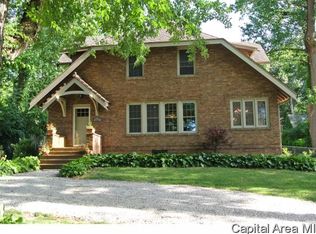 1611 Mound Ave, Jacksonville, IL 62650