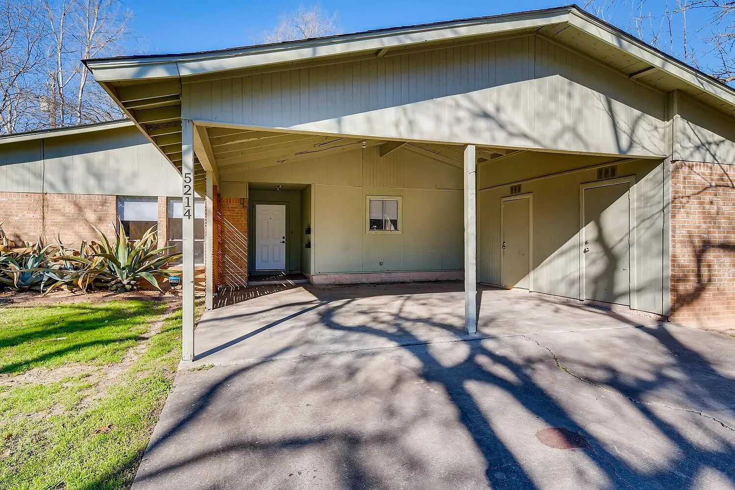2 bed, 925 sqft, $1,795 — Photo 3