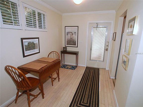 5th image of 346 Pennsylvania Ave #2