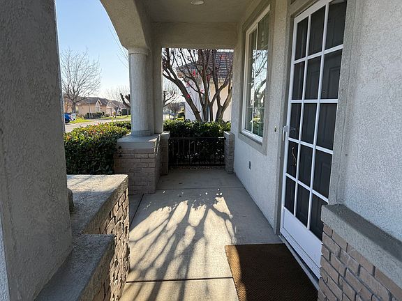 4th image of 1617 Regent Dr
