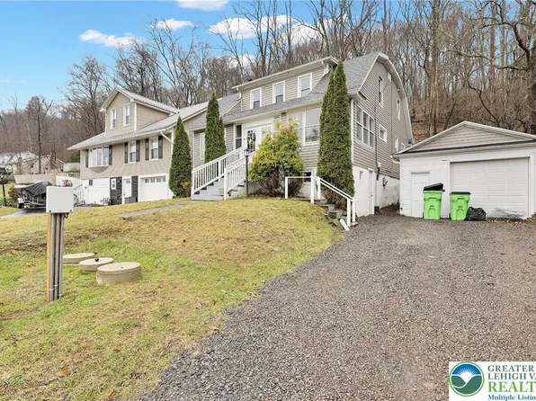 2042 State Route 92 Hwy, Pittston, PA 18643