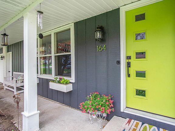 4th image of 164 170th Ave