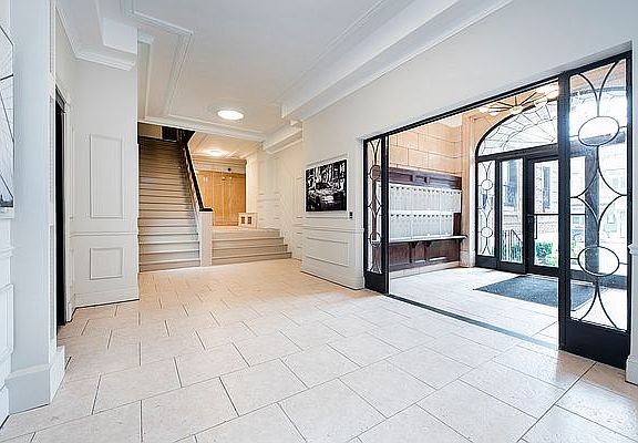 2nd image of 1059 Union St APT 2E
