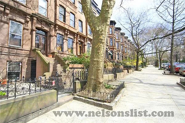 Rented by R New York | media 1