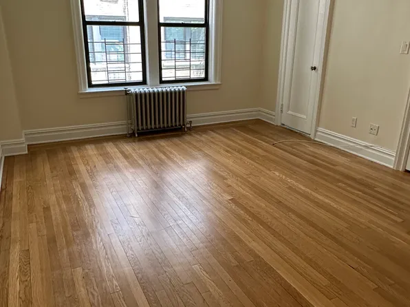 111 East 80th Street image 4 of 11