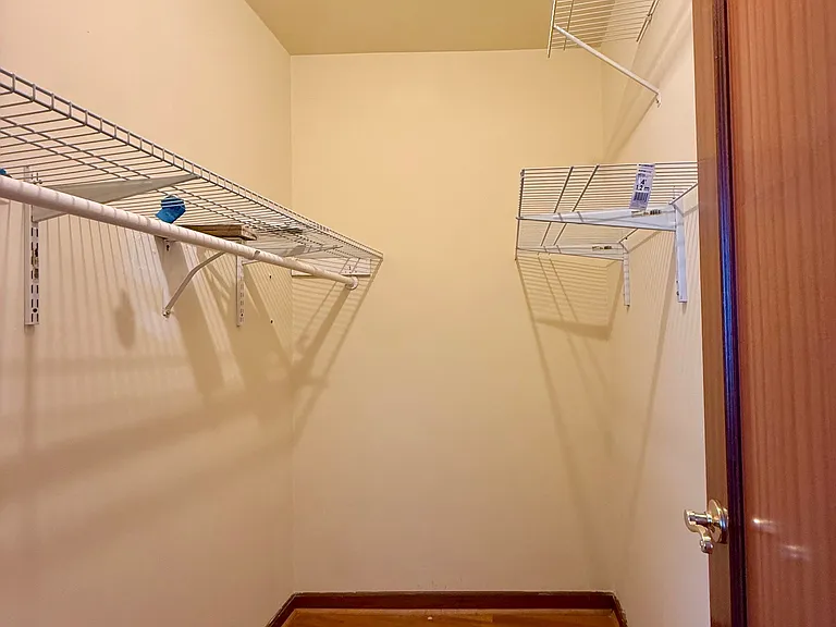 142 Fleming Ave #3B — Photo 9