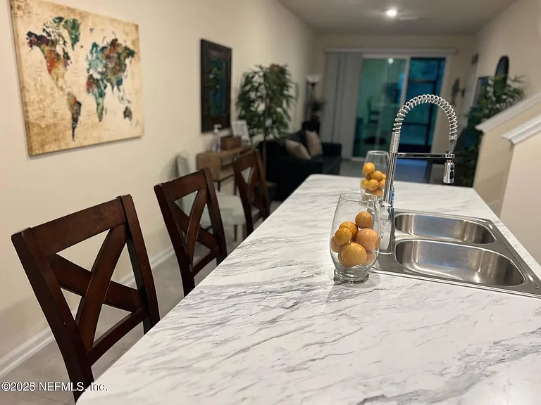 106 Whispering Brook Dr — Photo 5