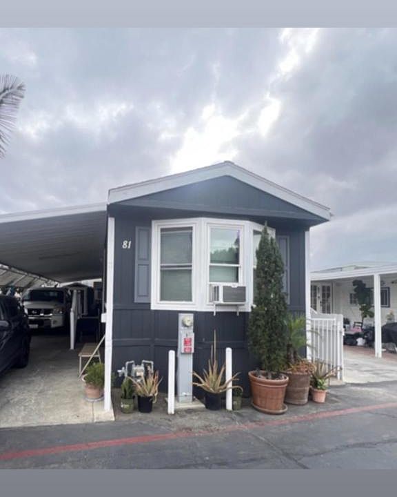1st image of 541 W 15th Ave Space 81