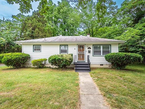 3rd image of 3800 Richmond Henrico Tpke